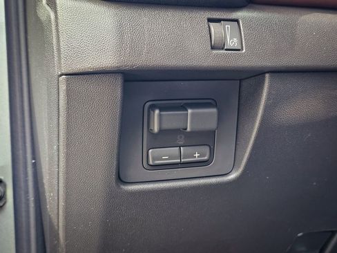 New 2026 GMC Canyon AT4 w/ Technology Plus Package AWD/4WD image 17