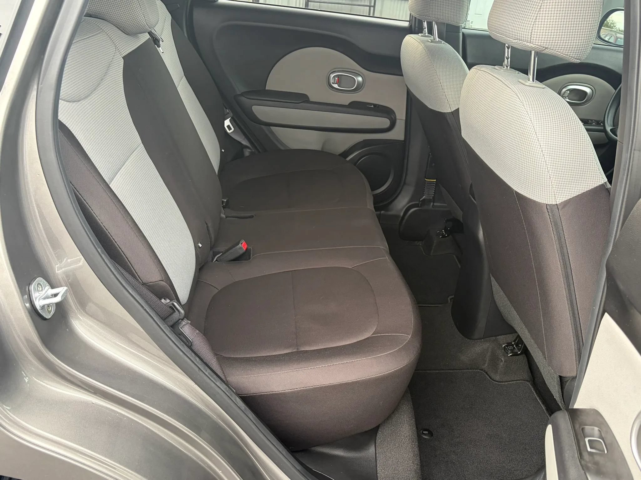 Used 2018 Kia Soul w/ Convenience Package FWD image 25