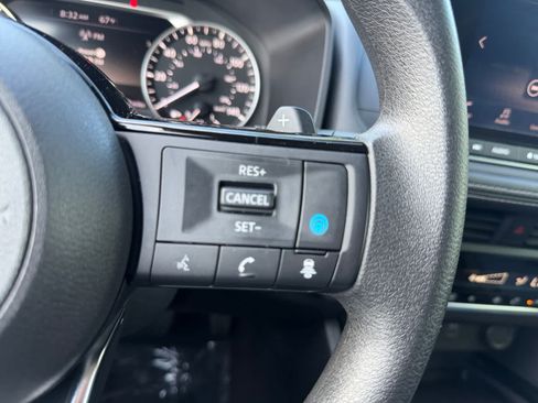 Used 2023 Nissan Rogue SV AWD/4WD image 41