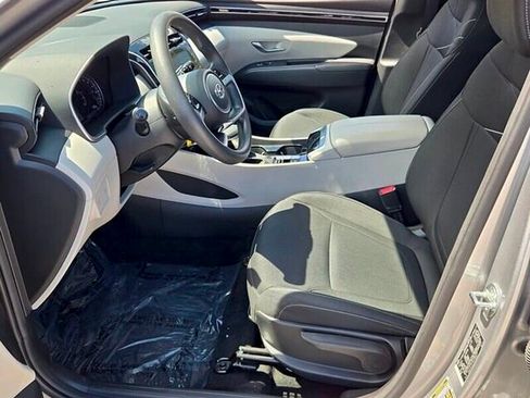 Used 2024 Hyundai Tucson SE FWD image 11