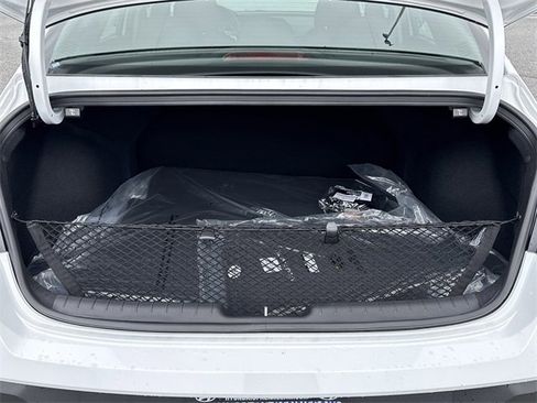 New 2026 Hyundai Elantra Blue image 18