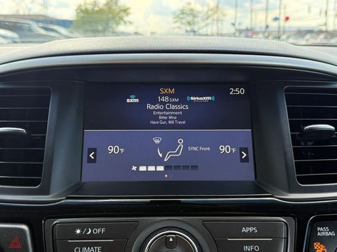 Used 2019 Nissan Pathfinder S AWD/4WD image 27