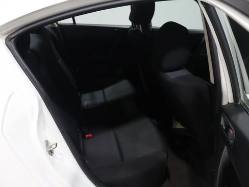 Used 2010 MAZDA MAZDA3 i Sport image 19