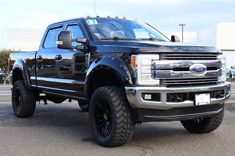 Used 2017 Ford F350 Lariat w/ Lariat Ultimate Package AWD/4WD image 7