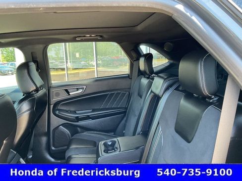 Used 2021 Ford Edge ST w/ Equipment Group 401A AWD/4WD image 29