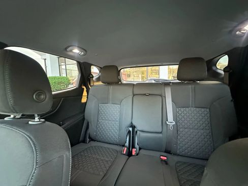 Used 2021 Chevrolet Blazer LT image 33