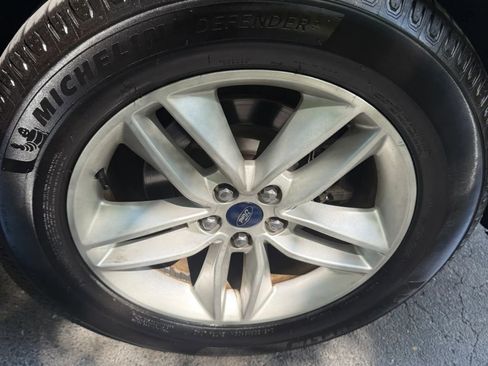 Used 2017 Ford Edge SEL w/ Equipment Group 201A FWD image 27