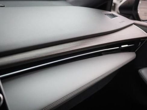 Used 2020 Toyota Avalon XLE w/ Moonroof Package FWD image 40