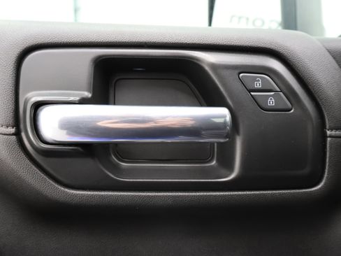 Used 2021 GMC Sierra 2500 SLE w/ X31 Off-Road Package image 39