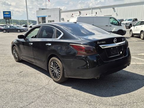Used 2015 Nissan Altima 2.5 S w/ Power Driver Seat Package FWD image 5