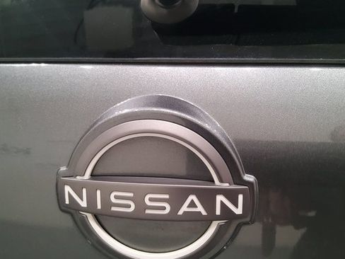 Used 2023 Nissan Rogue SL w/ SL Premium Package image 47