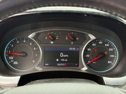 Used 2020 Chevrolet Traverse LT FWD image 17