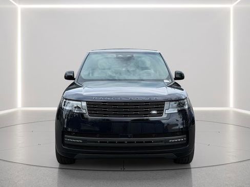 New 2026 Land Rover Range Rover Long Wheelbase SE image 8