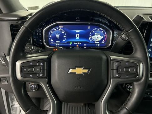 Certified 2024 Chevrolet Silverado 2500 LT w/ Convenience Package AWD/4WD image 11