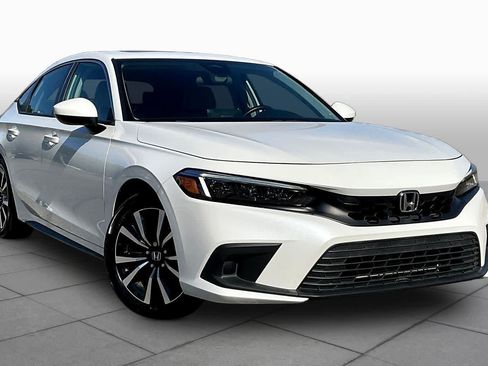 Used 2023 Honda Civic EX-L image 3