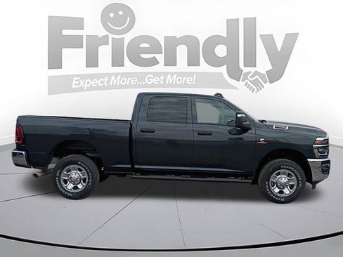 New 2026 RAM 2500 Tradesman AWD/4WD image 4