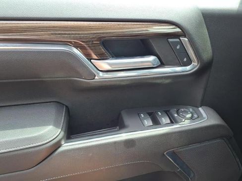 Used 2023 Chevrolet Silverado 1500 LT AWD/4WD image 14
