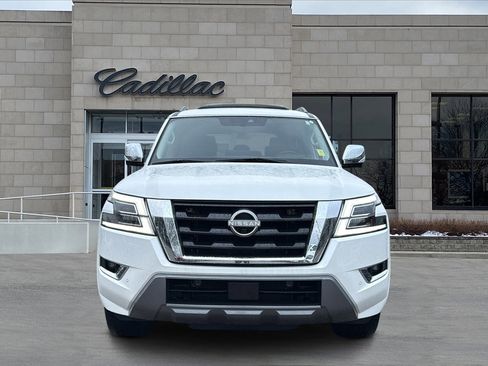 Used 2022 Nissan Armada Platinum image 7
