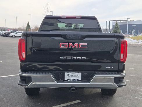 Used 2025 GMC Sierra 1500 SLT image 12