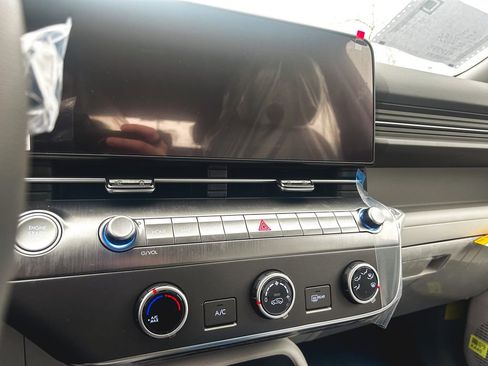 New 2026 Hyundai Kona SE image 19