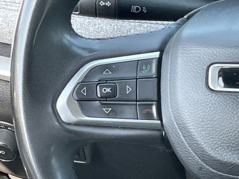 Used 2022 Jeep Compass Latitude FWD image 13