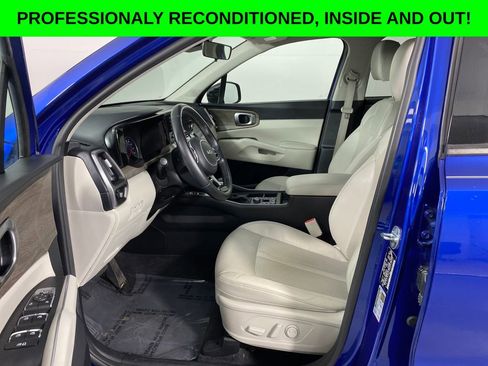 Used 2022 Kia Sorento EX w/ Panoramic Sunroof Package image 7