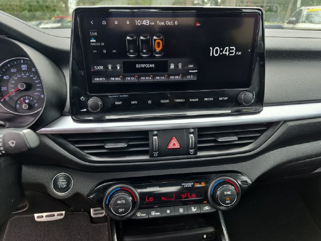 Used 2022 Kia Forte GT-Line w/ GT-Line Premium Package FWD image 15