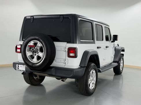 Used 2019 Jeep Wrangler Unlimited Sport S AWD/4WD image 6