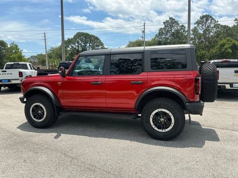 Used 2023 Ford Bronco Badlands AWD/4WD image 3