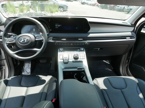 Certified 2025 Hyundai Palisade SEL AWD/4WD image 22