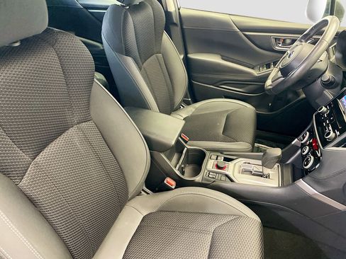 Used 2023 Subaru Forester Premium image 20