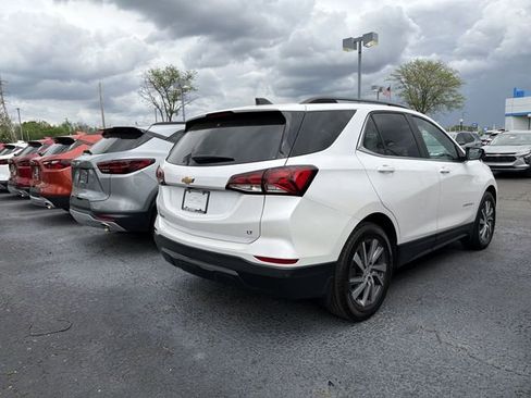 Certified 2022 Chevrolet Equinox LT image 2