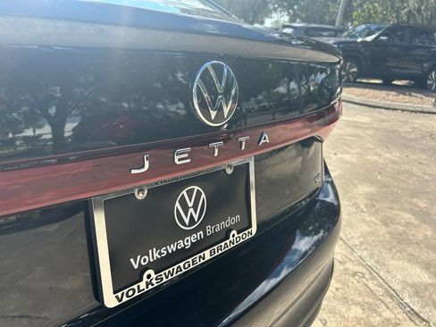New 2026 Volkswagen Jetta SE image 22