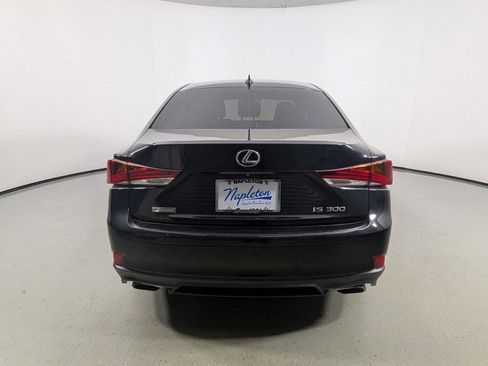 Used 2019 Lexus IS 300 F Sport w/ F Sport Package RWD image 7