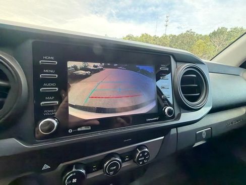 Used 2020 Toyota Tacoma SR AWD/4WD image 25