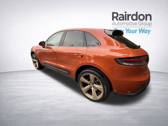 Used 2022 Porsche Macan AWD/4WD image 5