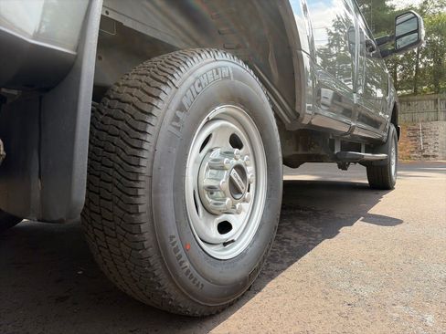 Used 2019 Ford F250 XL w/ XL Value Package AWD/4WD image 7