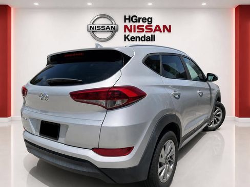 Used 2018 Hyundai Tucson SEL FWD image 4