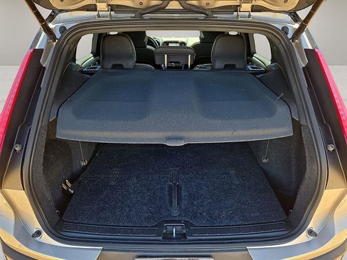 Certified 2023 Volvo XC40 Recharge Plus AWD/4WD image 16