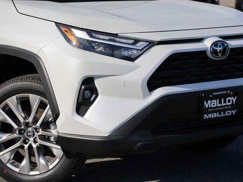 Certified 2025 Toyota RAV4 XLE Premium image 6