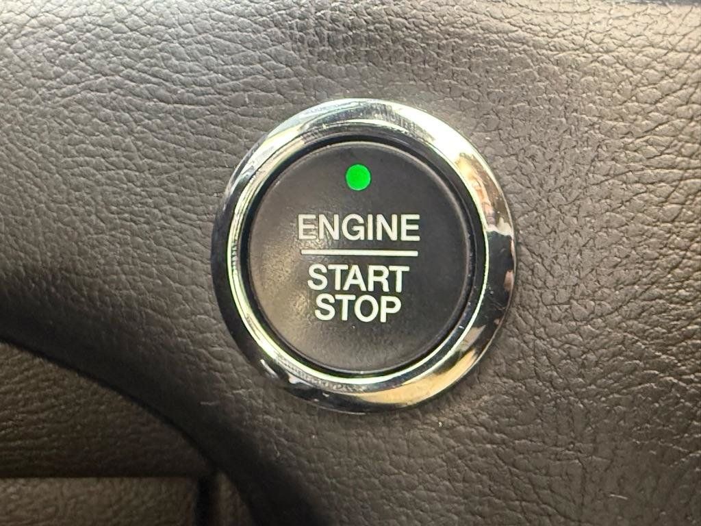 Used 2015 Ford Edge SEL w/ Equipment Group 201A FWD image 21