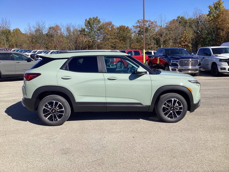 New 2026 Chevrolet TrailBlazer LT w/ LPO, Trailering Package AWD/4WD image 8