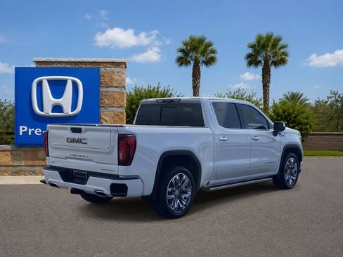 Used 2024 GMC Sierra 1500 Denali RWD image 5