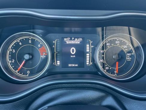 Used 2020 Jeep Cherokee Latitude Plus image 37