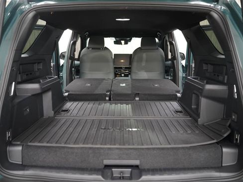 Used 2025 Toyota 4Runner Trailhunter AWD/4WD image 41