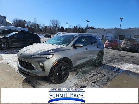 Used 2024 Buick Encore GX Sport Touring image 1