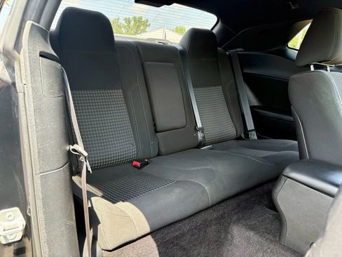 Used 2018 Dodge Challenger R/T w/ Sound Group image 19