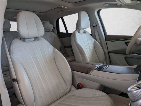 Used 2023 Mercedes-Benz EQS 580 4MATIC SUV image 18
