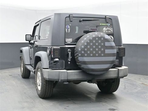 Used 2009 Jeep Wrangler X image 12