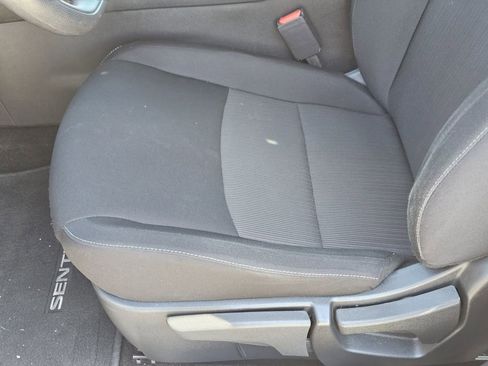 Used 2025 Nissan Sentra SV FWD image 18